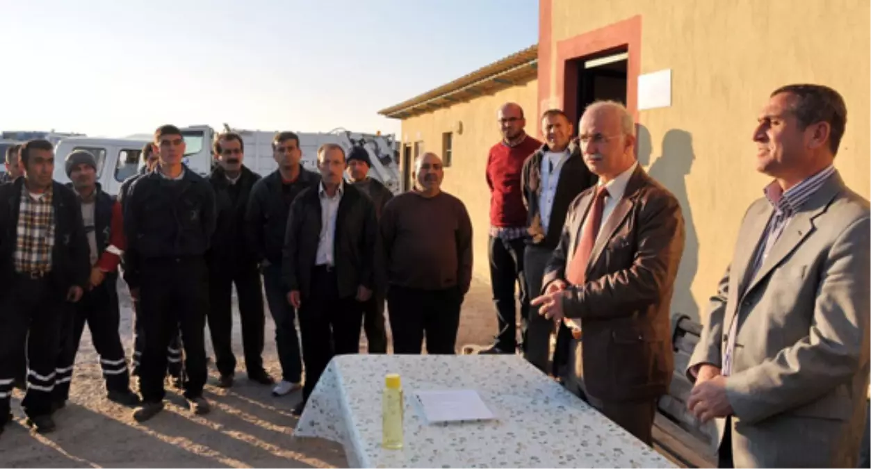 Aliağa Belediyesinde Çalışanlar Bayramlaştı