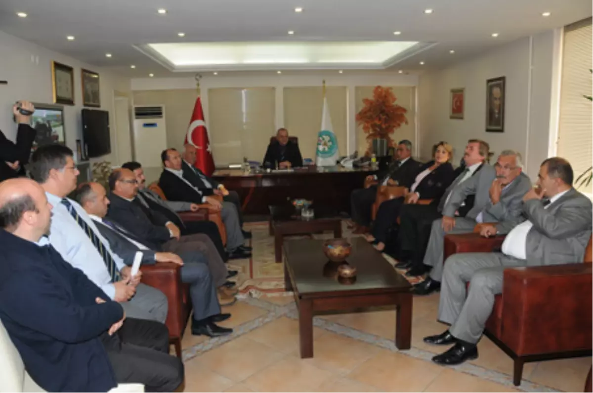 Manisa Belediyesi\'nde Erken Bayram