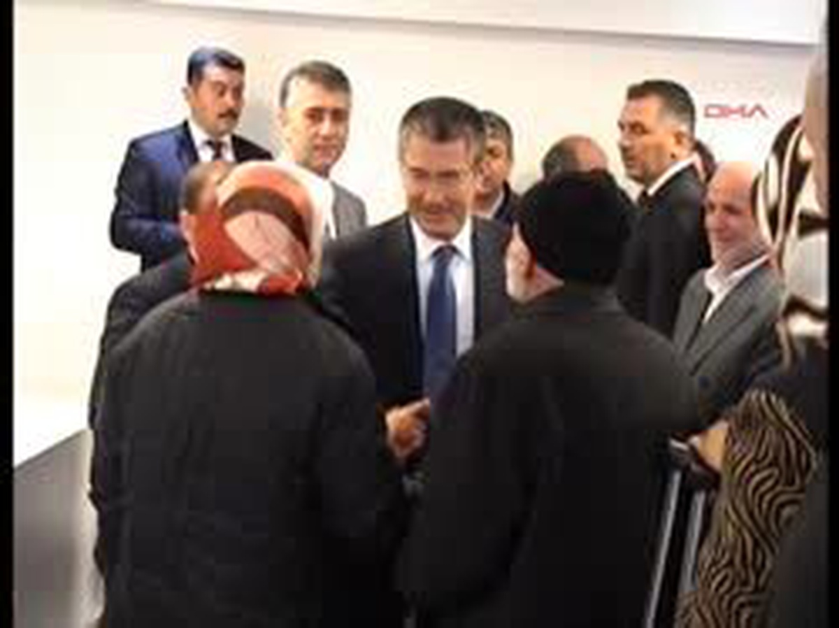 Barzani'ye Sert Kandil Tepkisi