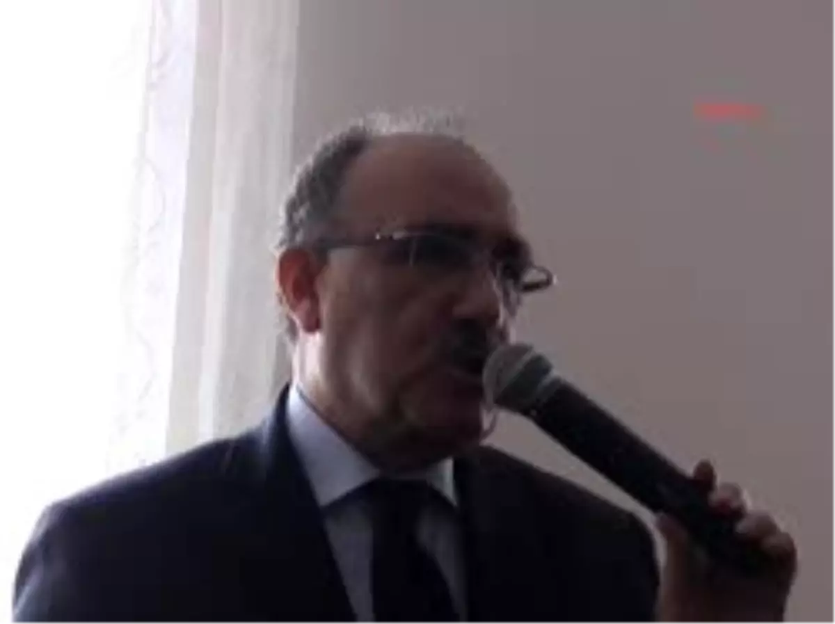 Atalay \'türkiye\'nin Başından Terör Belasını Biz Alacağız\' Devlet Bakanı ve Başbakan Yardımcısı Beşir Atalay, Kuzey Irak Yönetimi, Topraklarındaki Teröristleri ya Temizler, Yardım İsterlerse Beraber Yaparız. Onu Yapmıyorlarsa, Biz Kendimiz Gidip Temizleriz. Bunun Kararlılığı İçindeyiz Dedi.