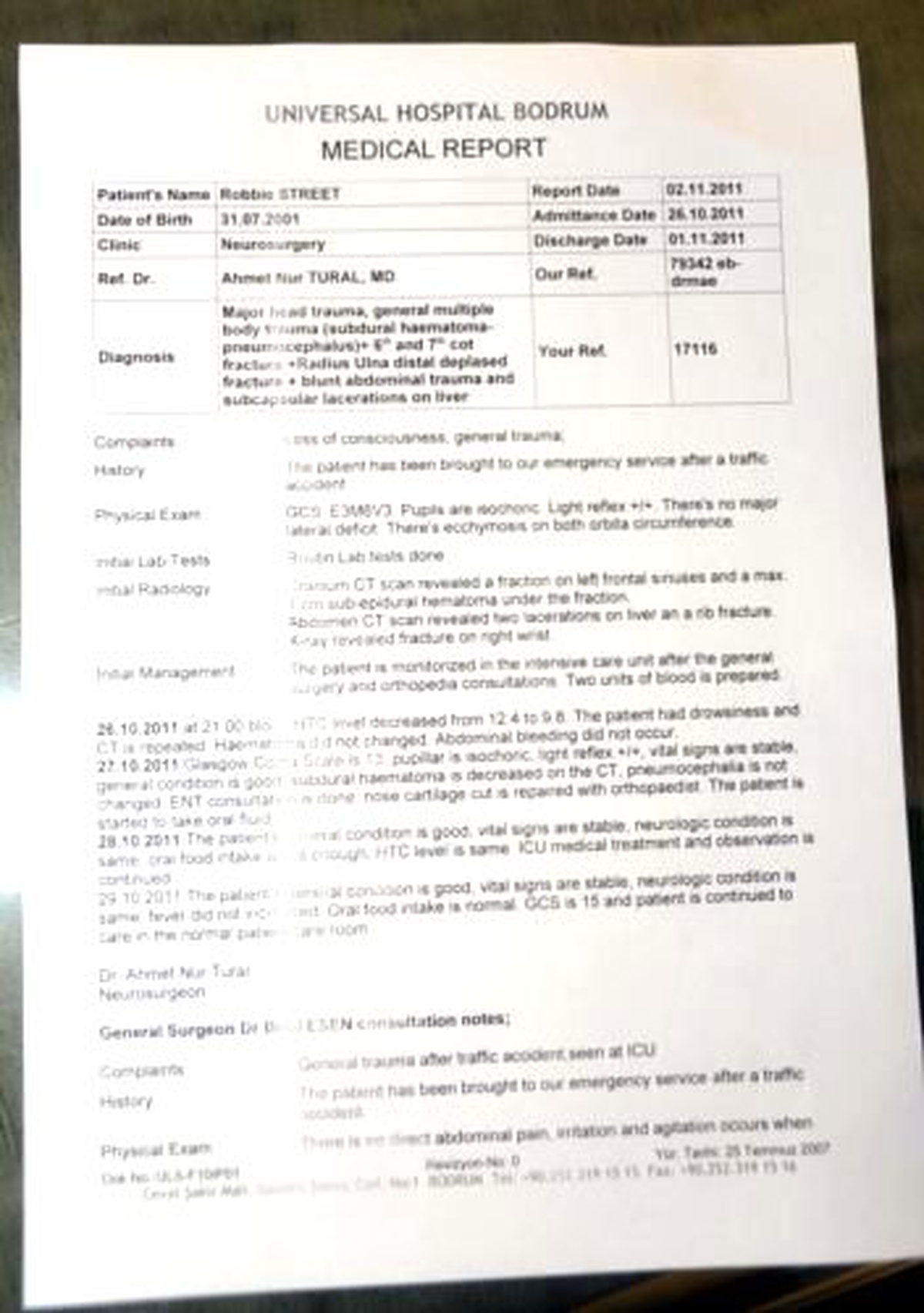 İngiliz Gazetisinin 'rehin' Diye Yazdığı Çocuk, Tatilde Çıktı (2)