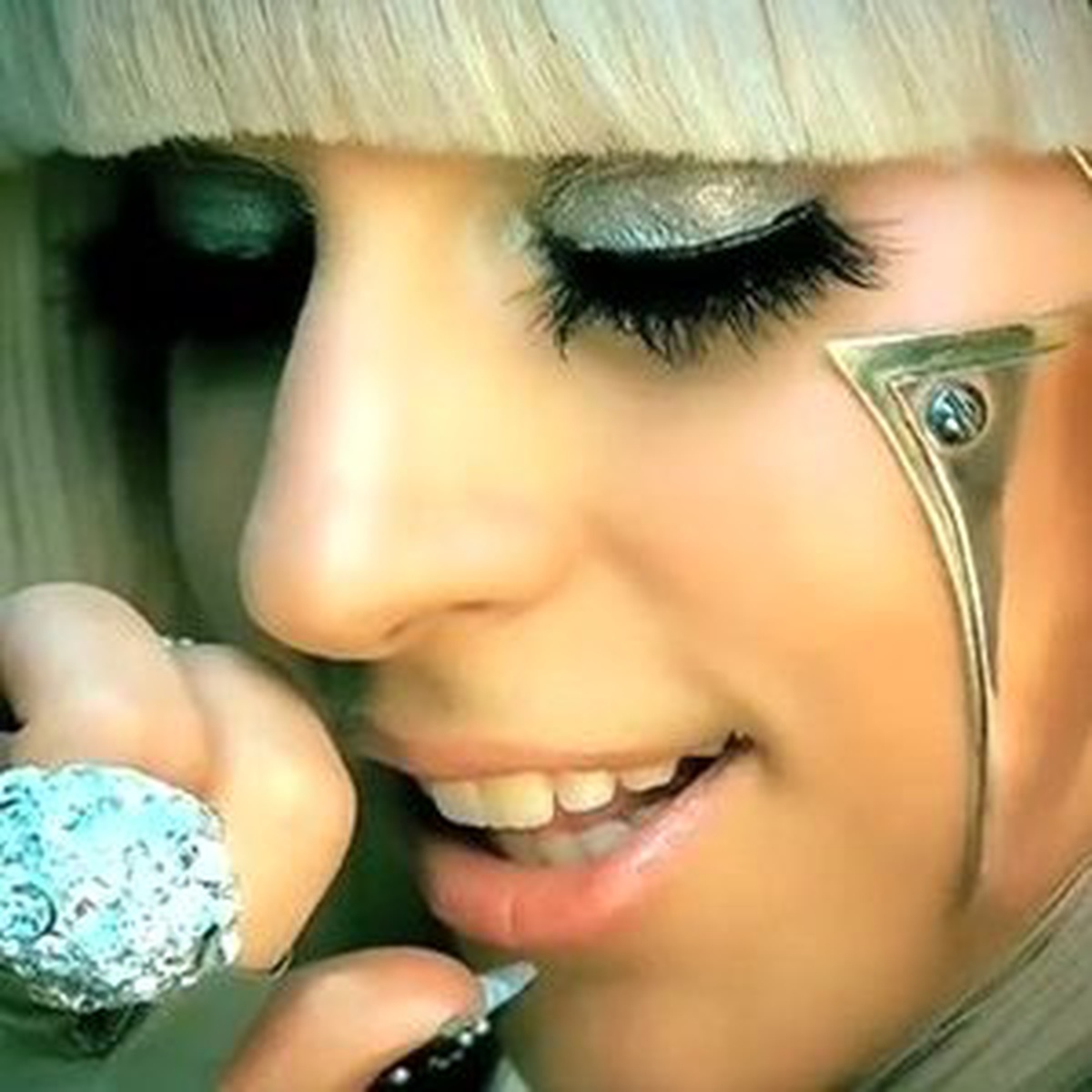 Bir Kez Daha Lady Gaga