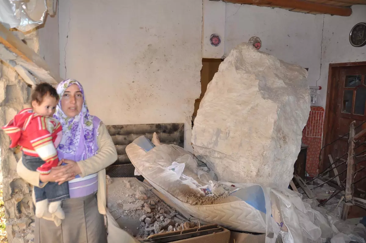 Beşikteki Zeynep\'i O Kurtardı