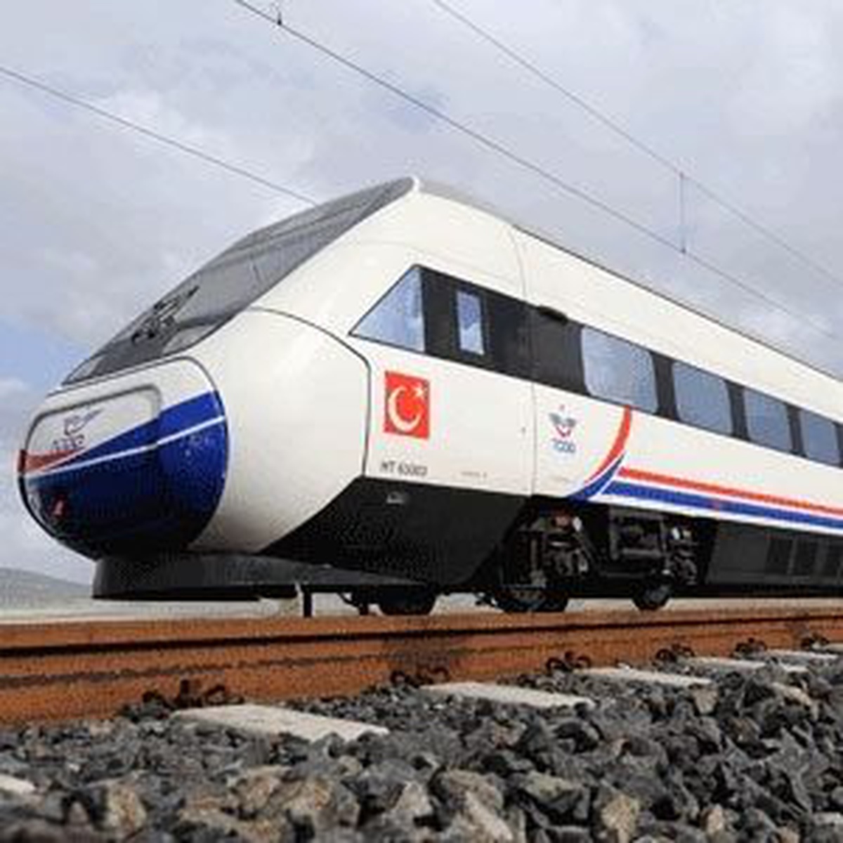 Hızlı Tren, Meclise Ziyaretçi Getirdi