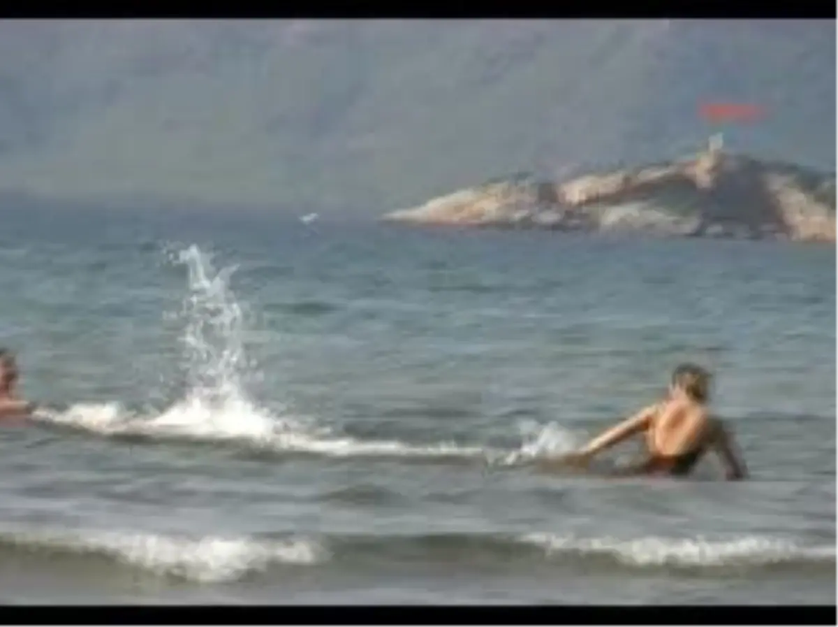 İztuzu Sahiline Bayramda Tatilci Akını