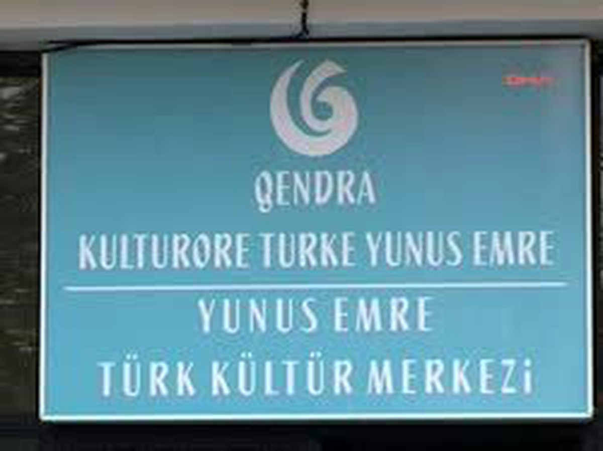 Kosova Demokratik Türk Partisi ve Yunus Emre Türk Kültür Merkezinde Bayramlaşma