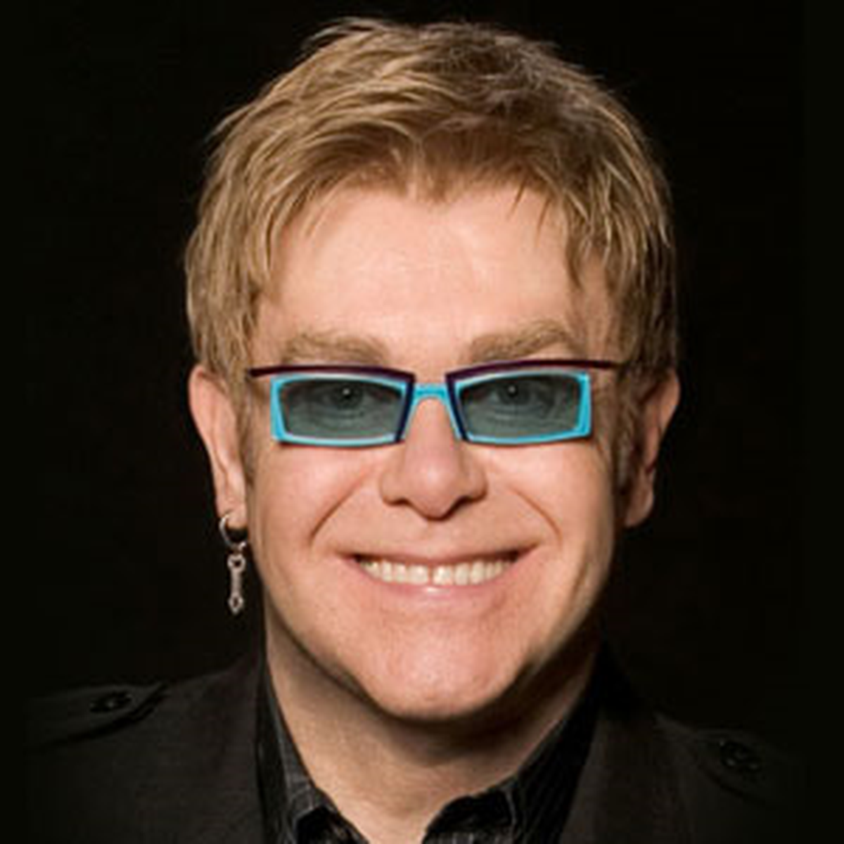 Elton John'dan Aıds Mücadelesine Destek
