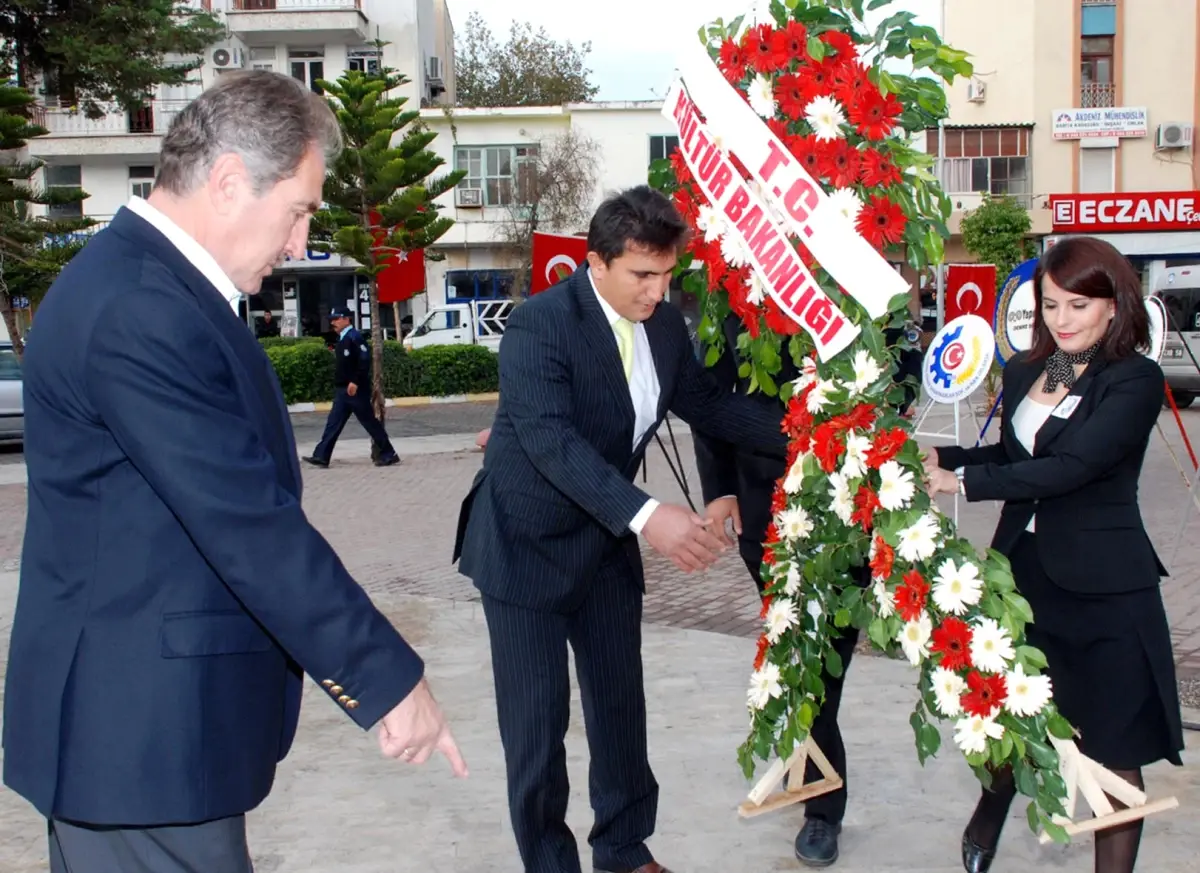 Atatürk Bir Uygarlık Yürüyüşünün Adıdır