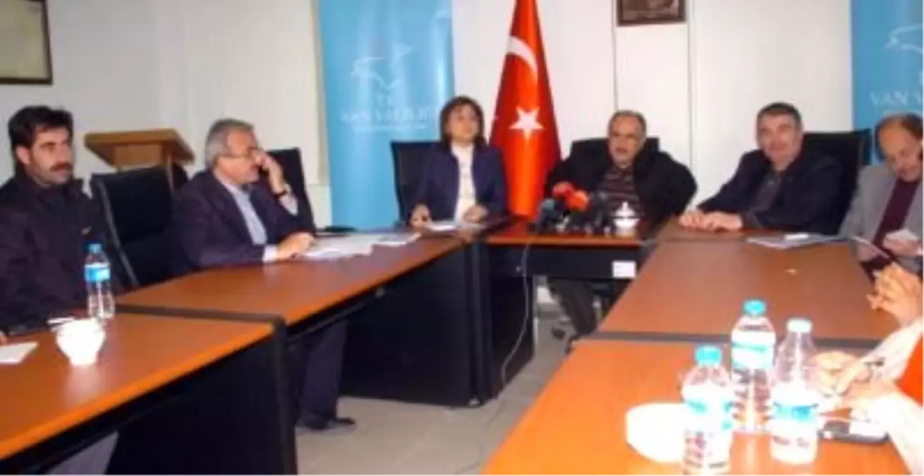 Bayraktar: Van\'ın Röntgeni Çekilecek