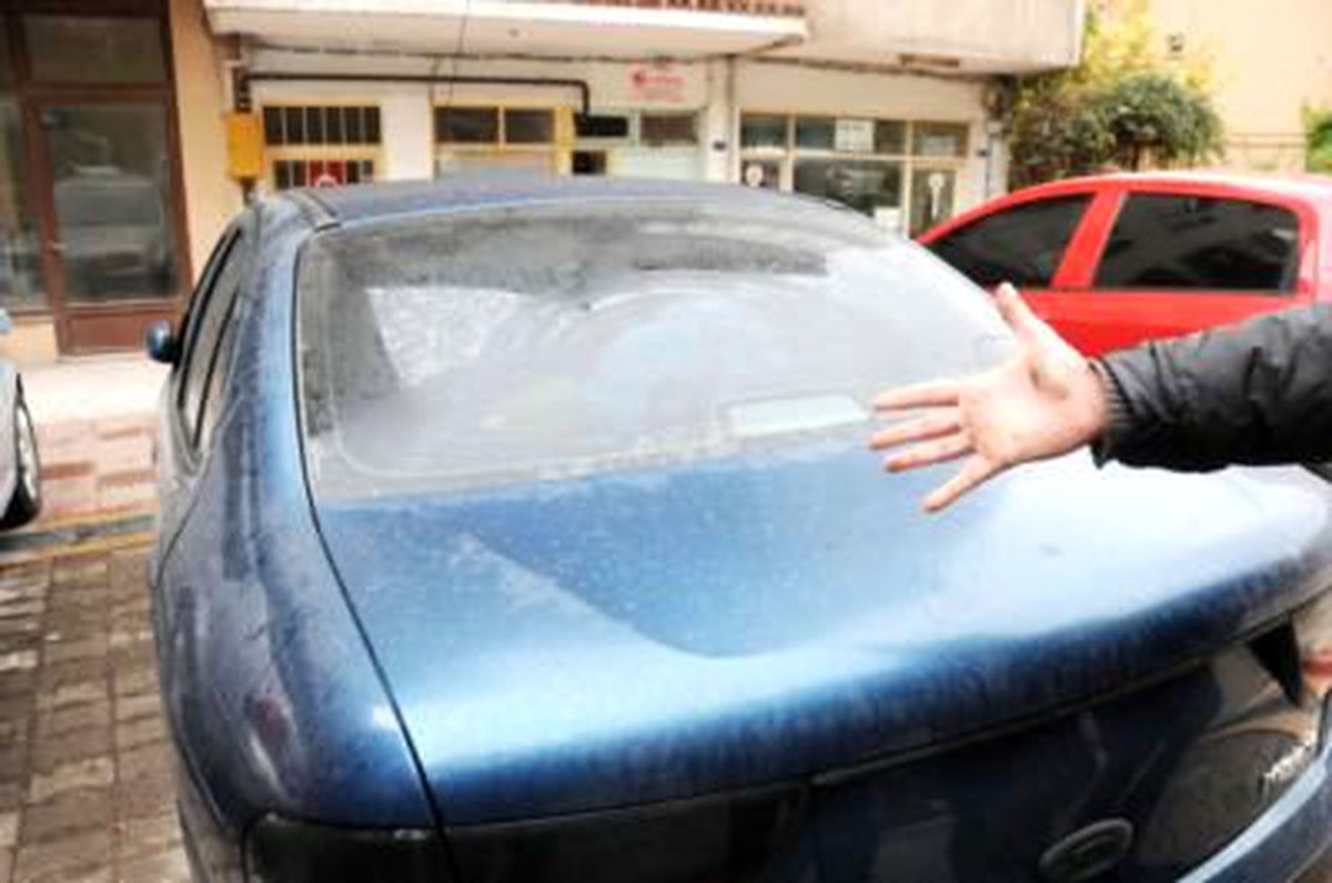 Dilovası Bilmecesi Çözülemeden, Bu Kez Hereke'de Siyah Serpinti Paniği