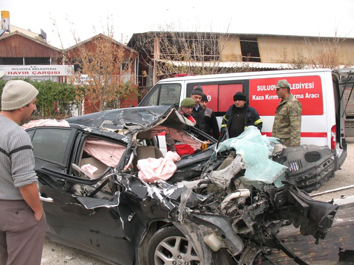 Amasya'da Feci Kaza: 3 Ölü