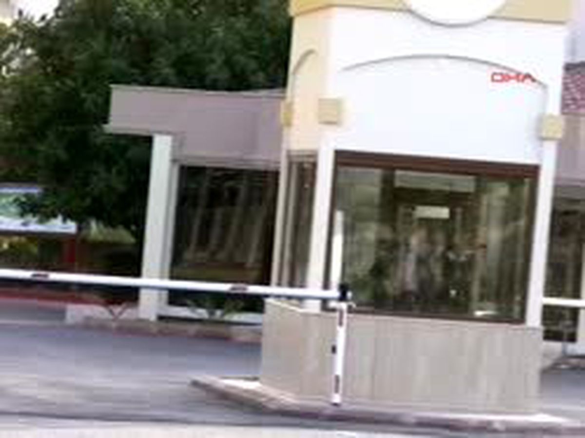 Themis'in Önce Sesi Kısıldı Sonra Kaldırıldı