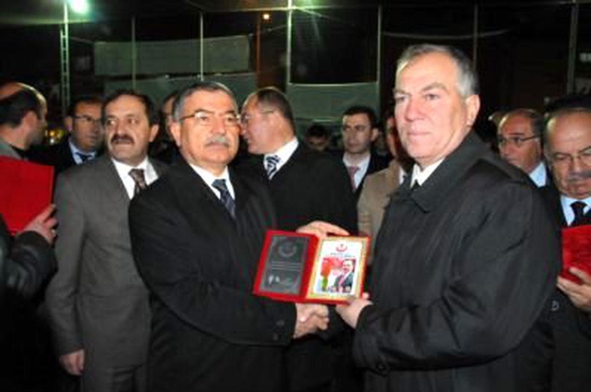 Medeniyet Yolculuğundan Dönmeyeceğiz