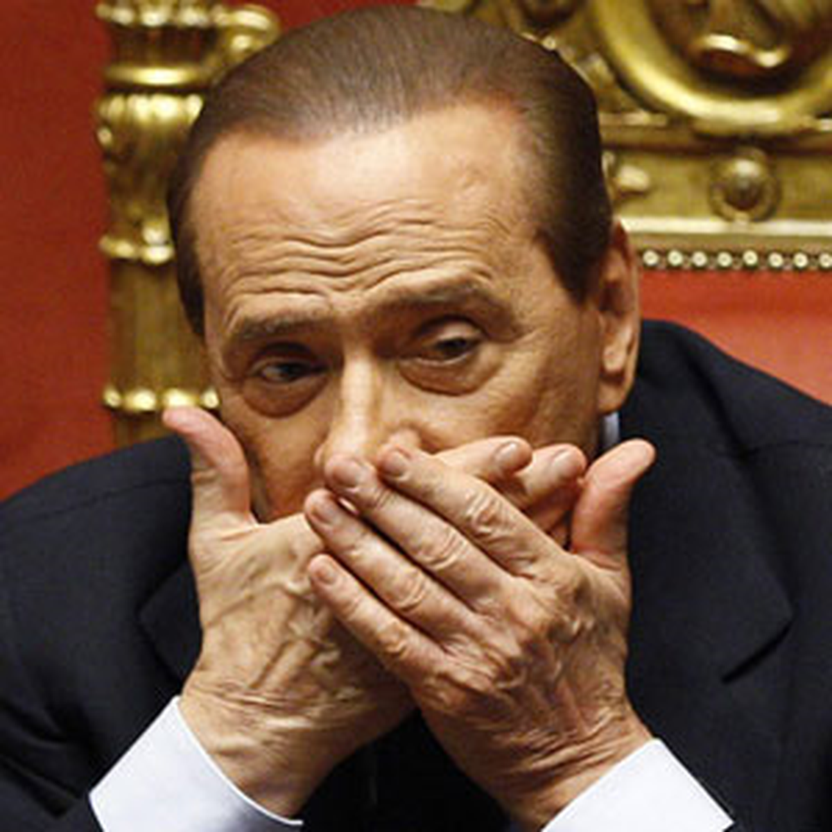 Berlusconi Pes Etmez, Pusuya Yatar