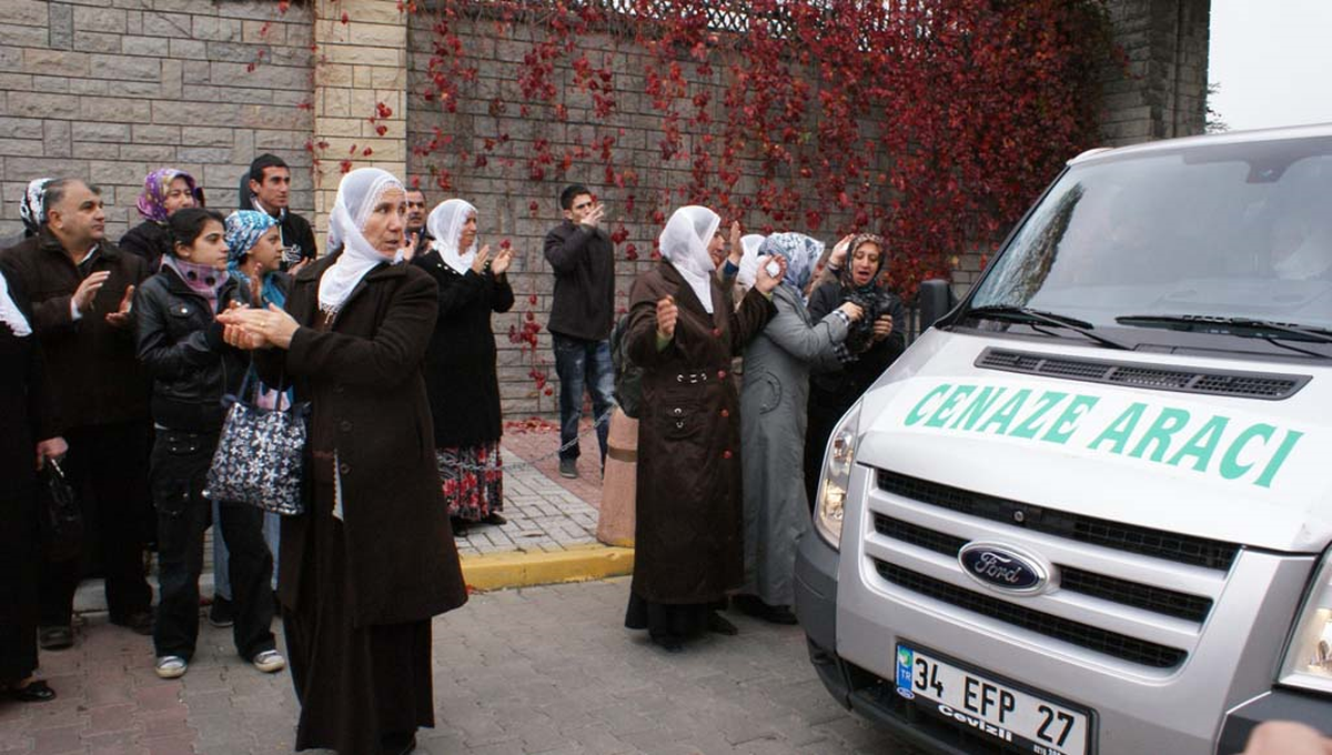 Deniz Otübüsünü Kaçıran Mensur Güzel'in Cenazesi Memleketine Gönderildi