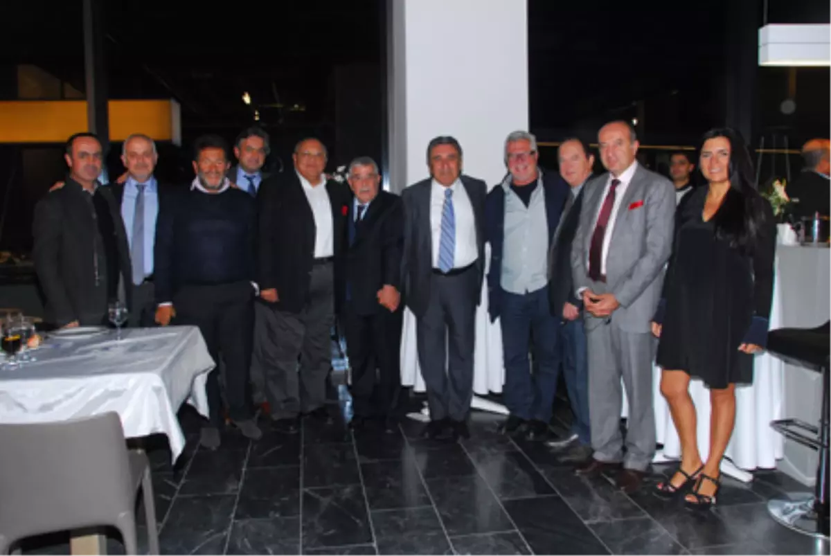 Açılış Öncesi Barbekü Partisi