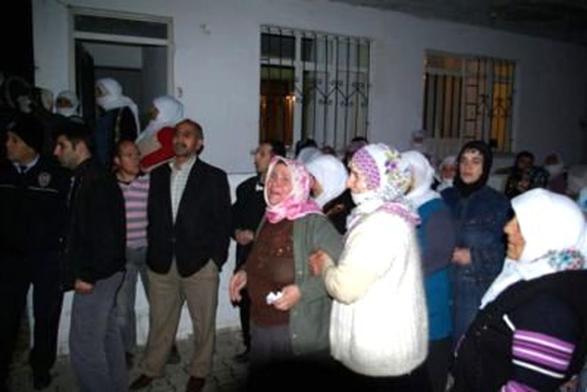 İki Çocuk Yangın Kurbanı Oldu