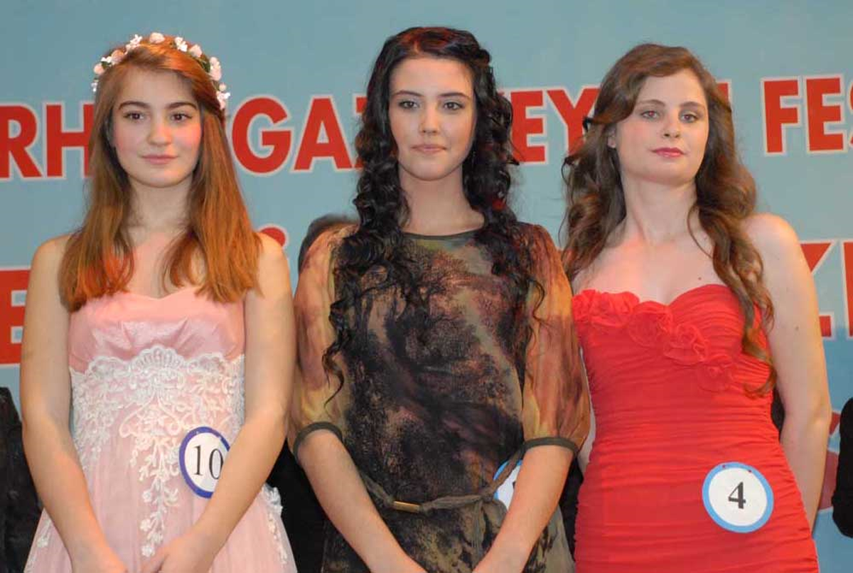 Zeytin Festivalinde Güzellik ve Yemek Yarışması