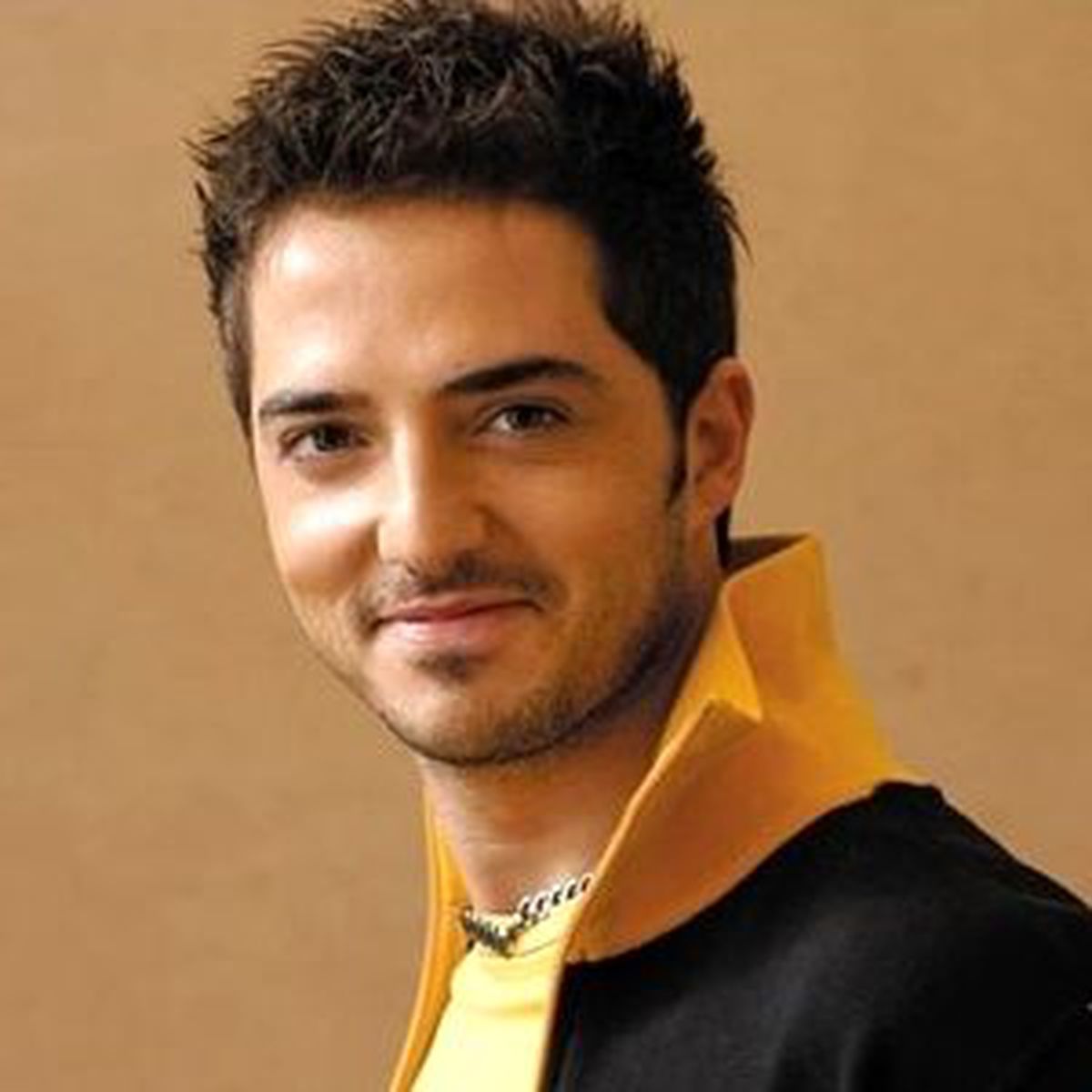 Akut Elçisi Gökhan Özen