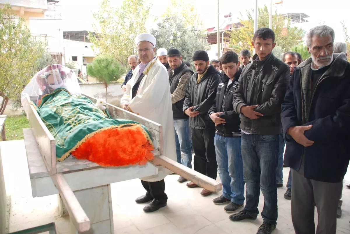 Çatapat Yutan Minik Narin\'in Acı Sonu