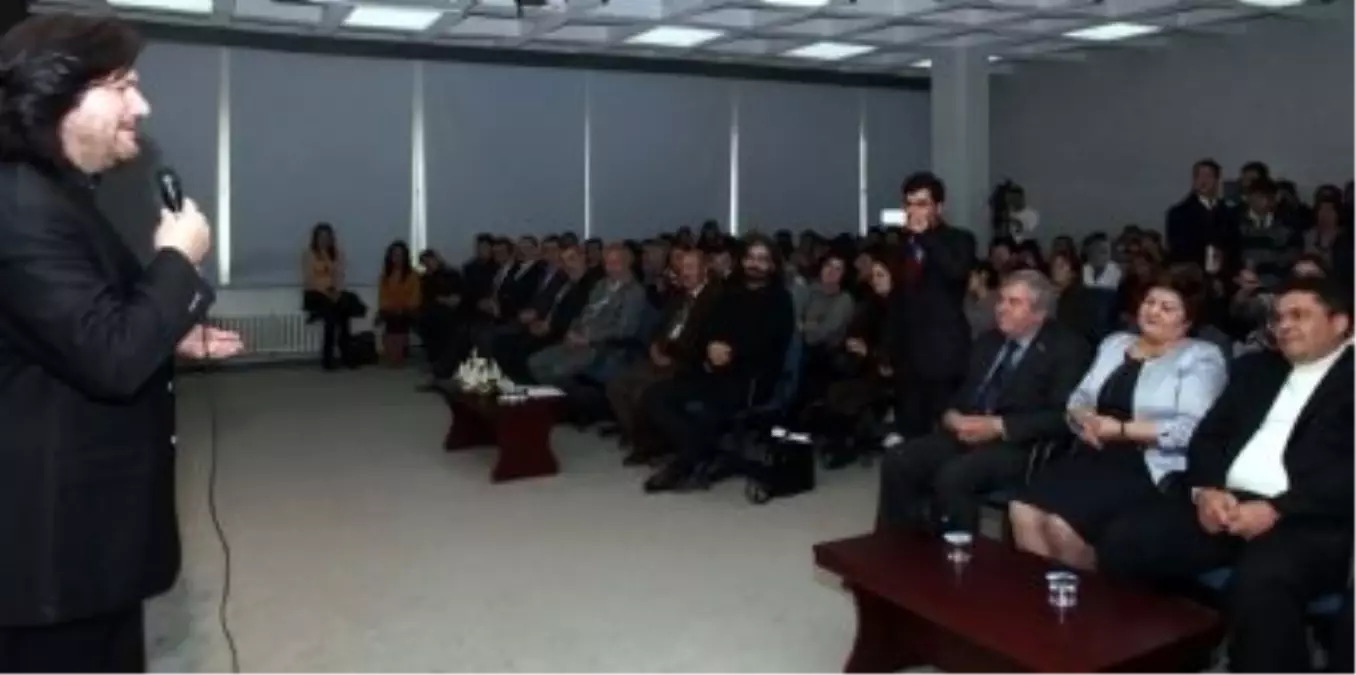 Sanatçı - Yazar Ahmet Şafak Tarafından Söyleşi Gerçekleştirildi