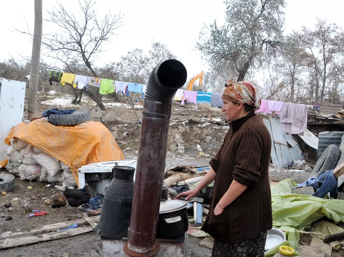 Deprem Bir Köyü Haritadan Sildi