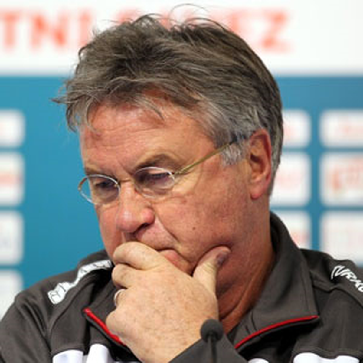 Hiddink: Belki Dönmem