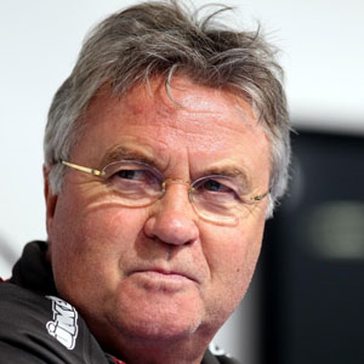 Hiddink Hırvatistan'da Kaldı