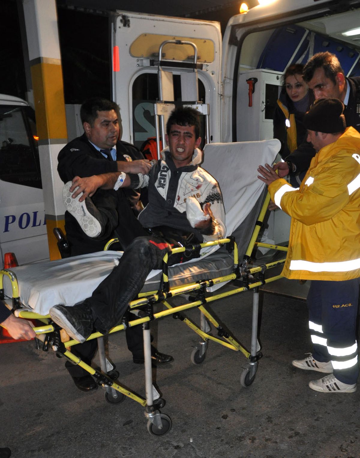 Hırsız, Kan İzleri Takip Edilerek Yakalandı