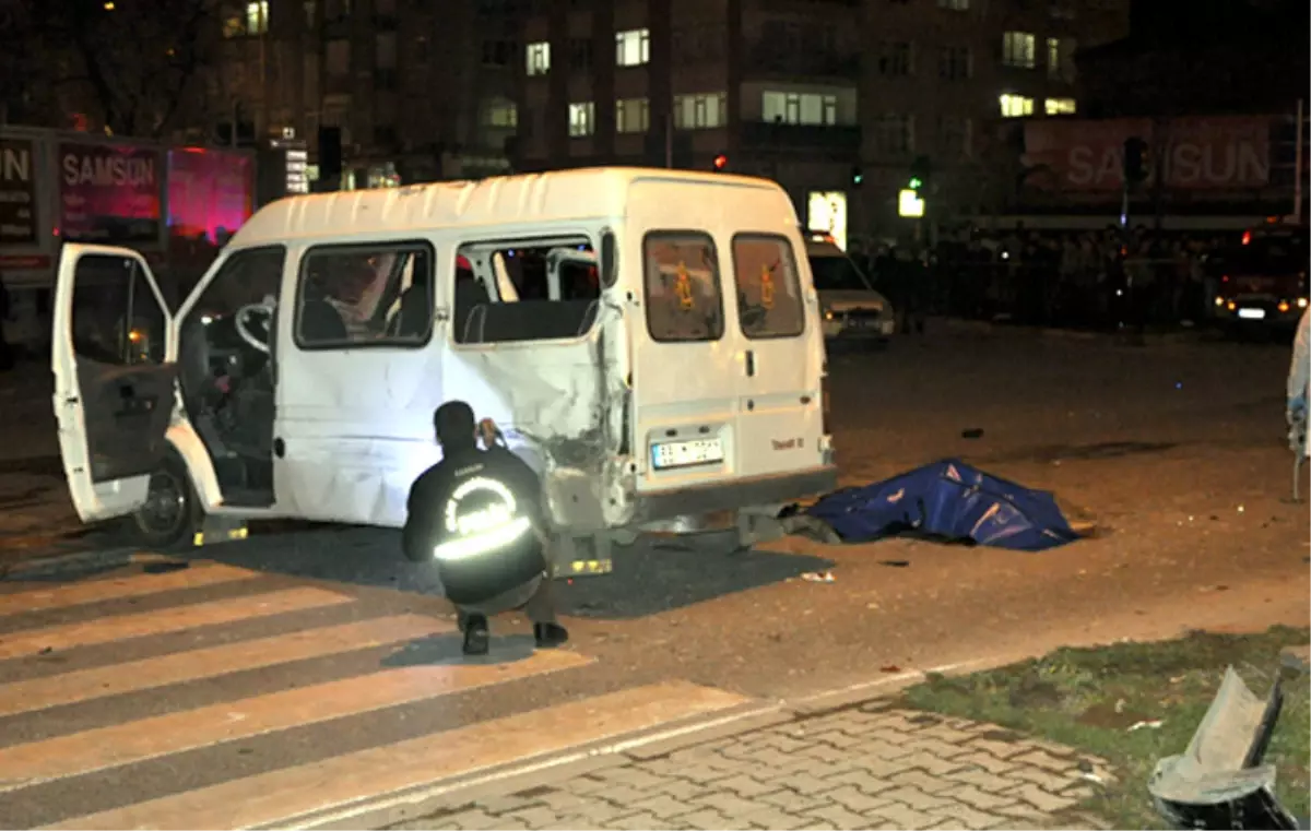 Para Üstü Verirken Kaza Yapan Sürücüye 11 Yıl Ceza