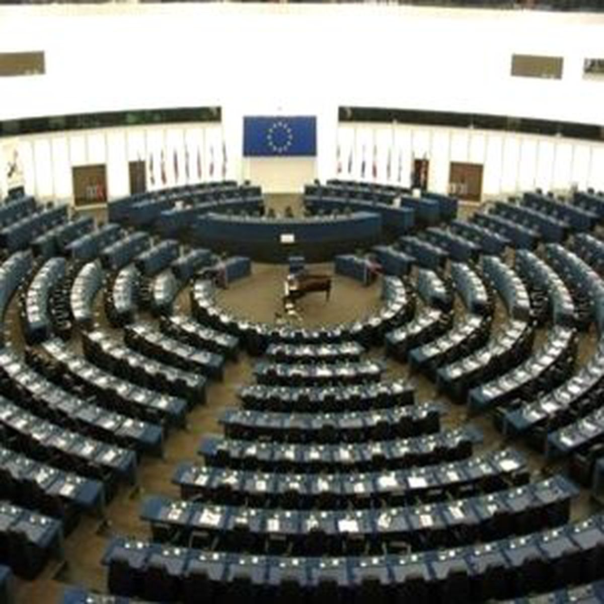 AP Rusya'dan Askerlerini Çekmesini İstedi