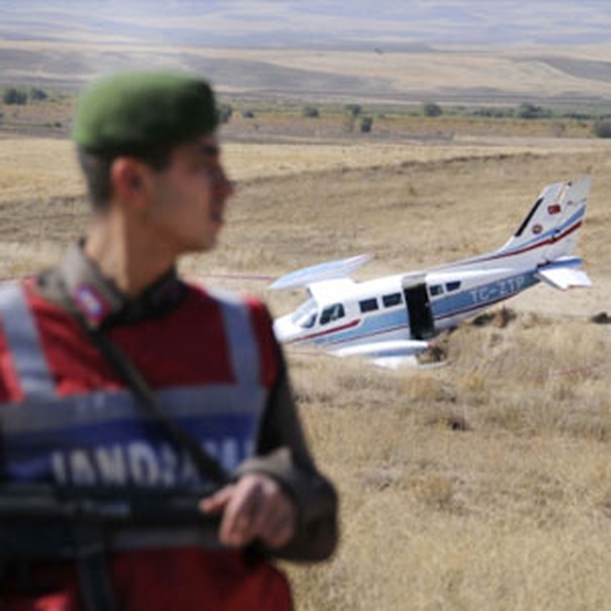 İzmir\'de Uçak Düştü