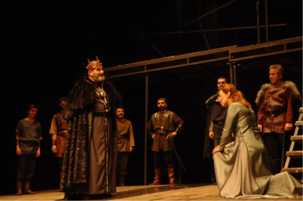 'Macbeth' Kapalı Gişe