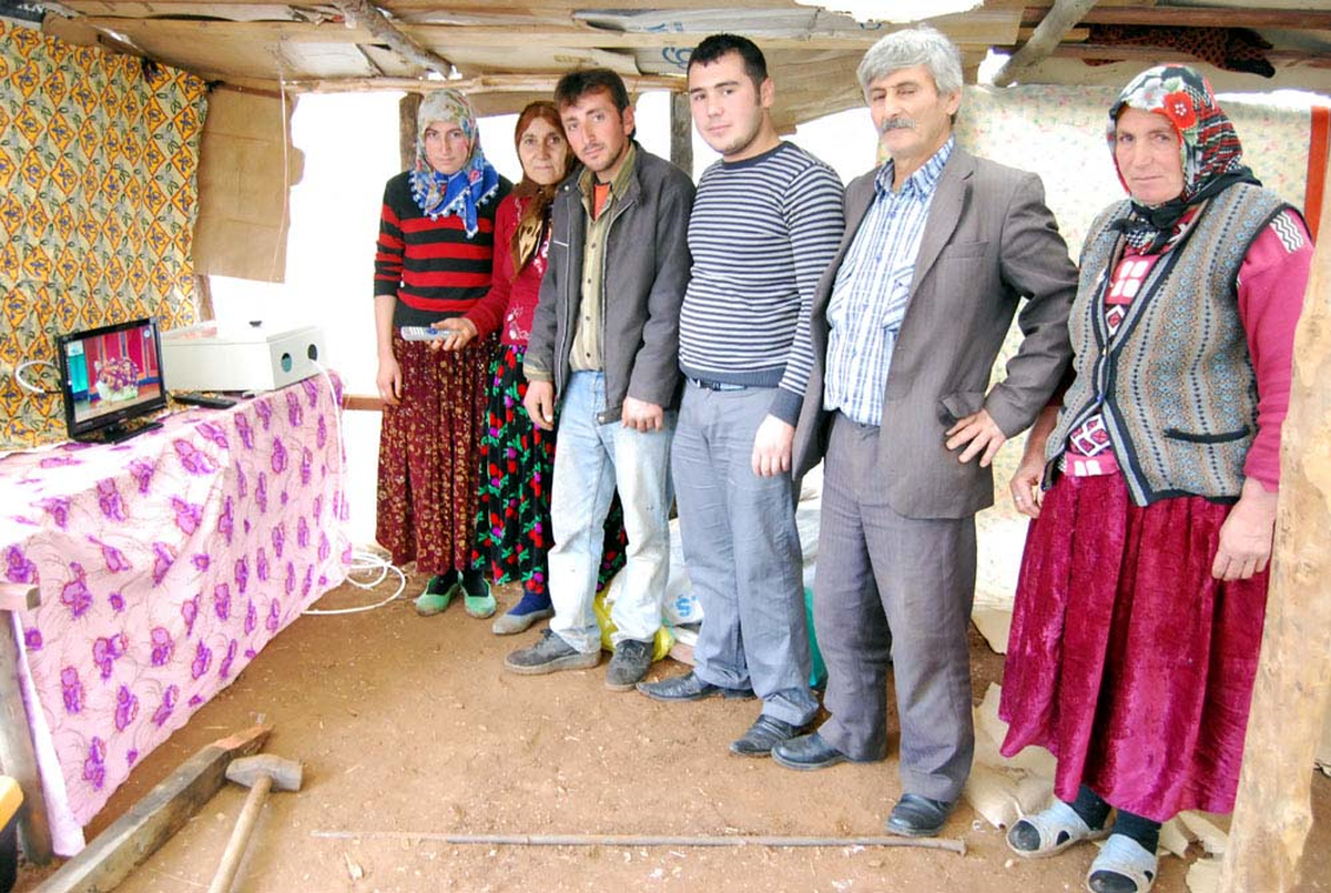 Yörük Çadırlarına Güneş Enerjisi Paneli ile Elektrik