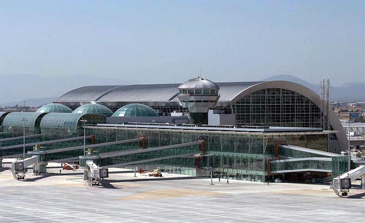 Adnan Menderes Havalimanı'nda İnşaat 2012'de Başlıyor