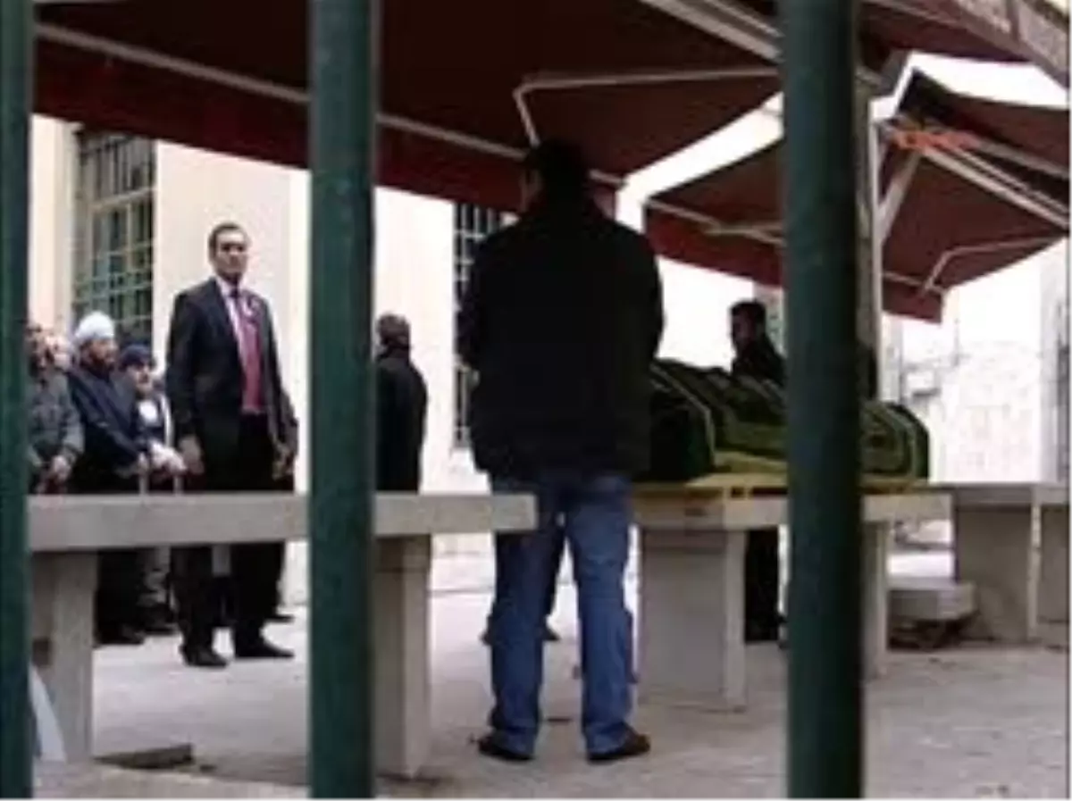 Başbakan Erdoğan Cenazede