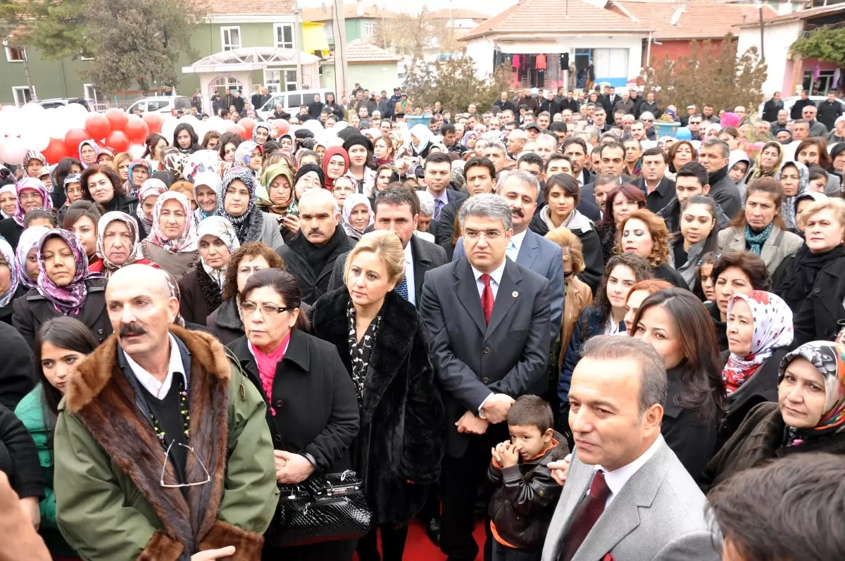 Cemil İpekçi Moda ve Tasarım Okulu Yahşihan\'da