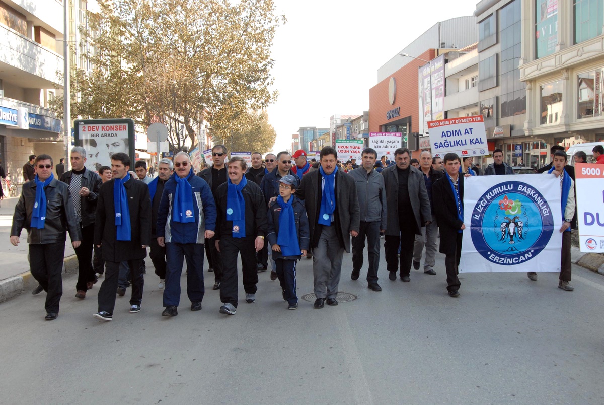 Erzincan'da 'diyabeti Durduralım' Yürüyüşü