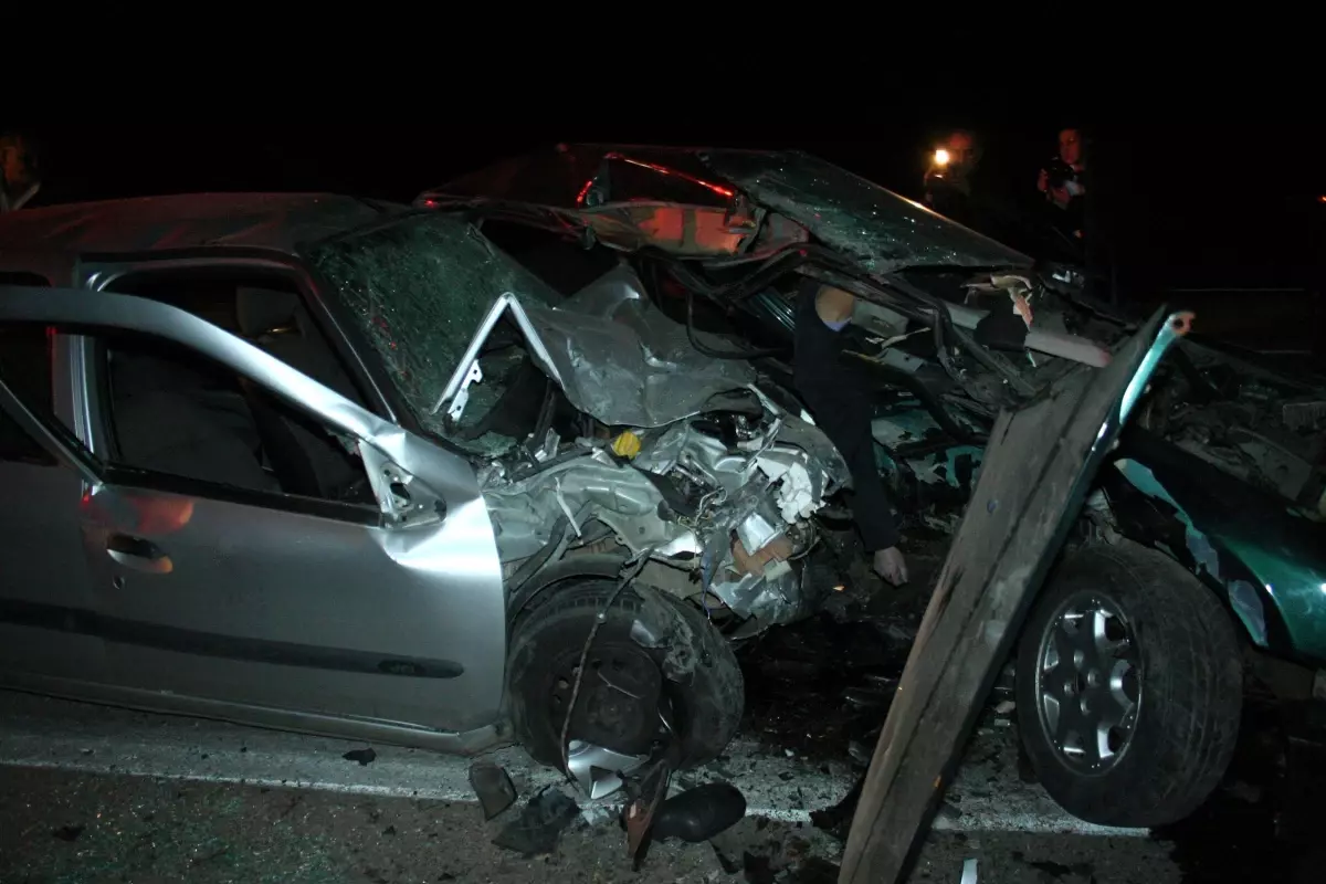 İpsala\'da Kaza: 2 Ölü, 1 Yaralı