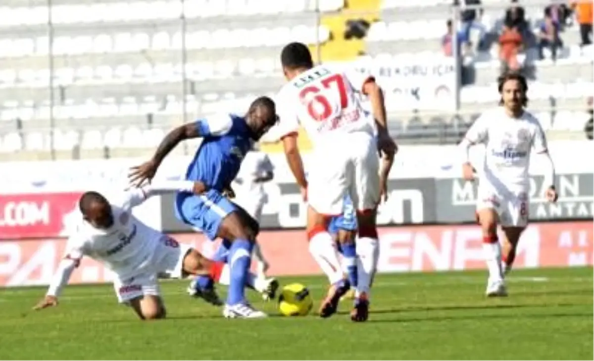 Medical Park Antalyaspor - İstanbul Büyükşehir Belediyespor: 2-1