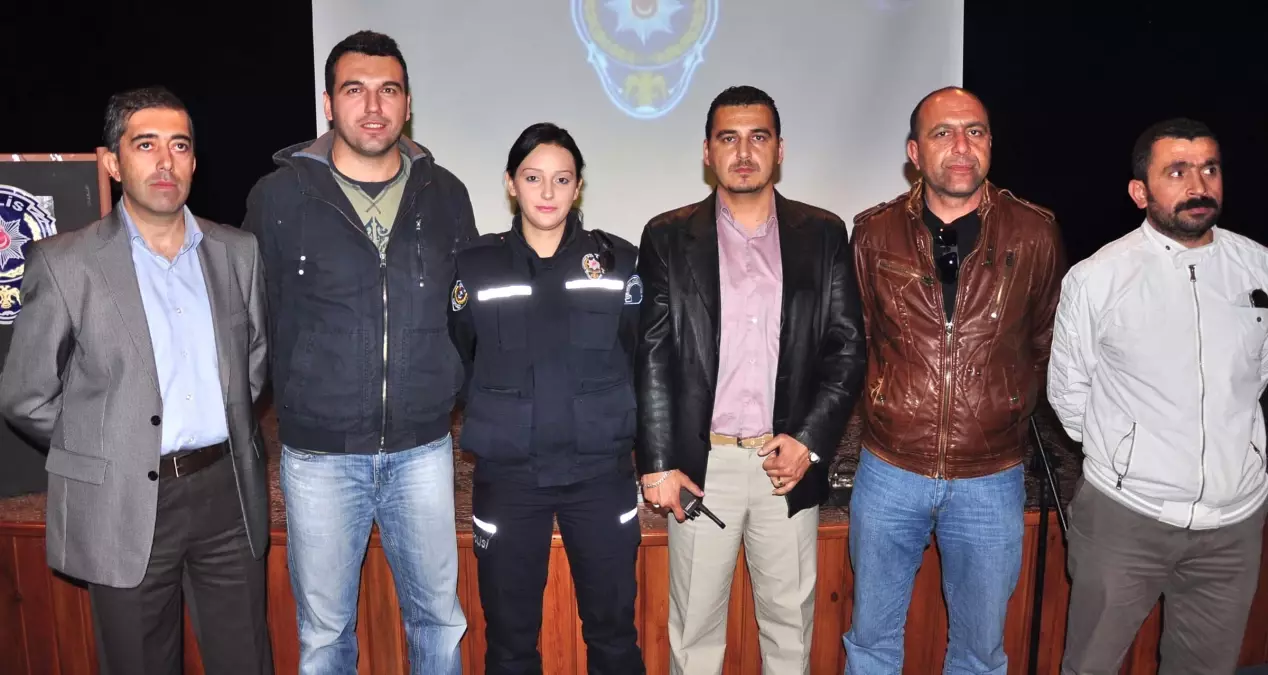 Polisten Liseli Gençlere Terör Konferansı