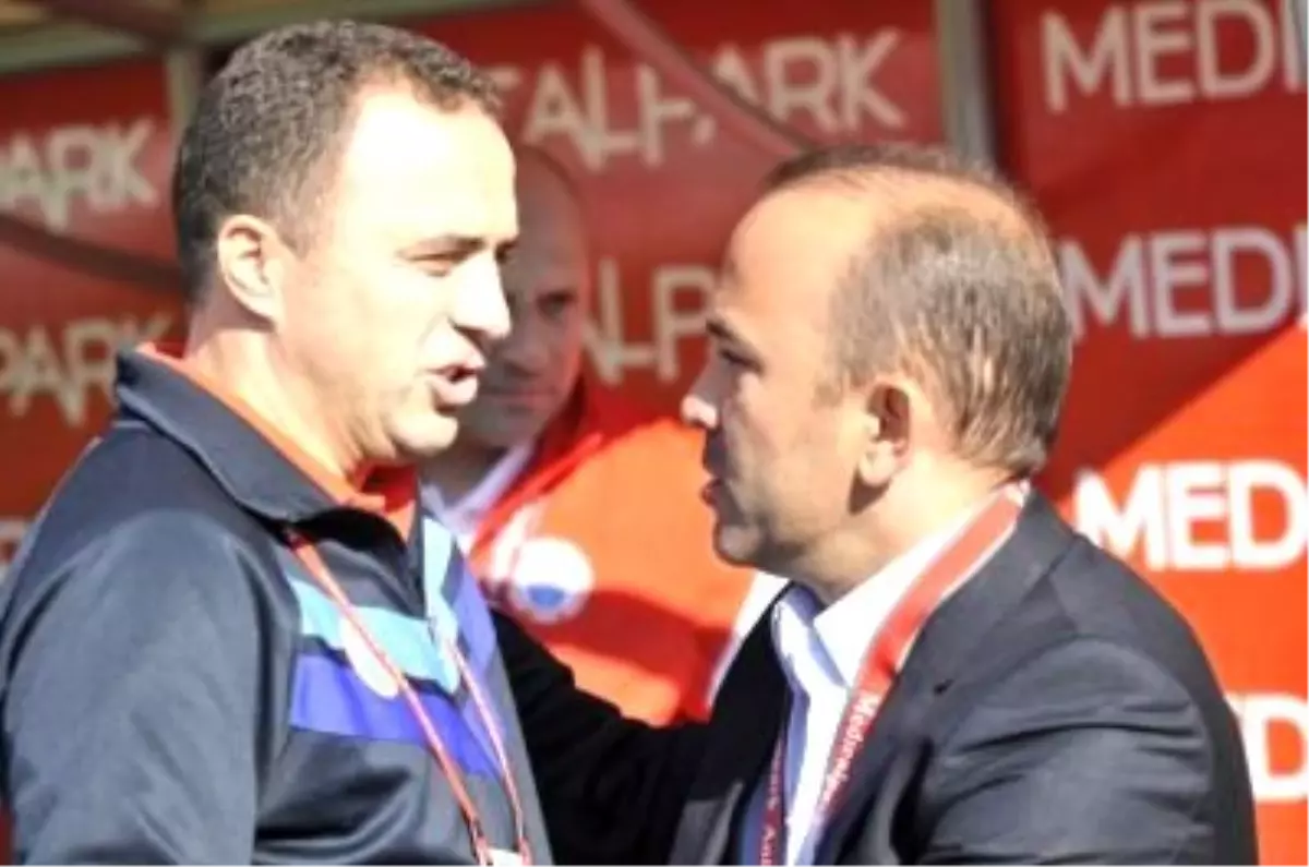 Yeniden- Medical Park Antalyaspor - İstanbul Büyükşehir Belediyespor