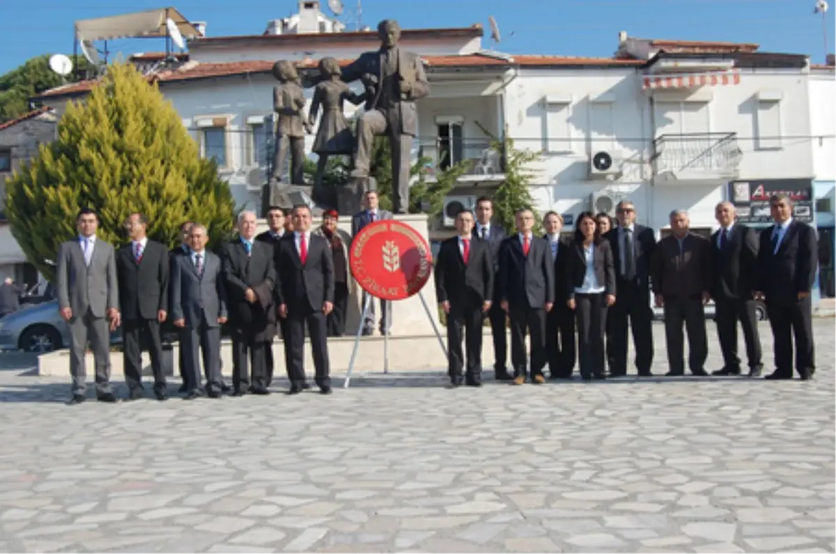 Her Şey Bir Sandıkla Başladı