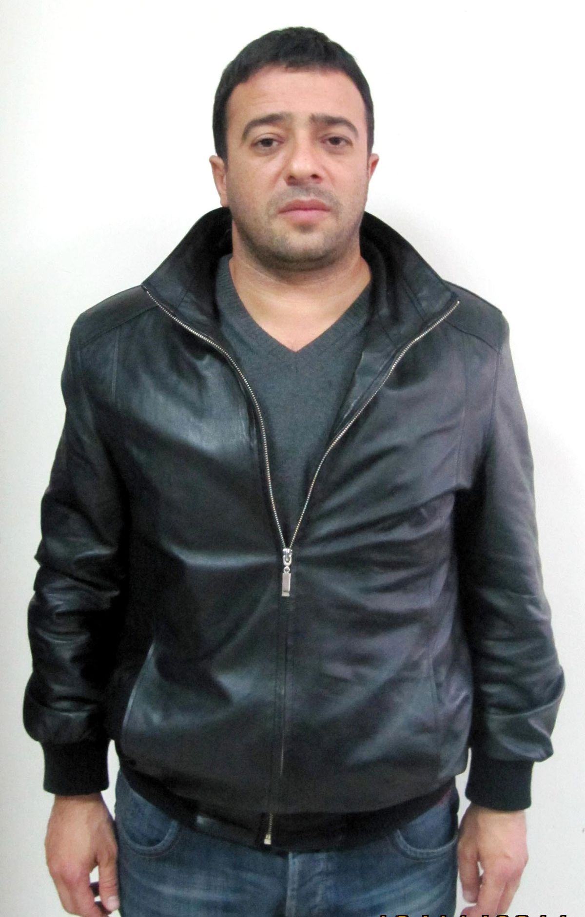 Müzik Seti Kolonundaki Tabanca, Röntgende Çıktı