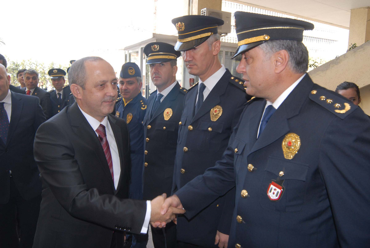 Yeni Emniyet Müdürü; İzmir'de Güvenlikten Endişe Edilmeyecek