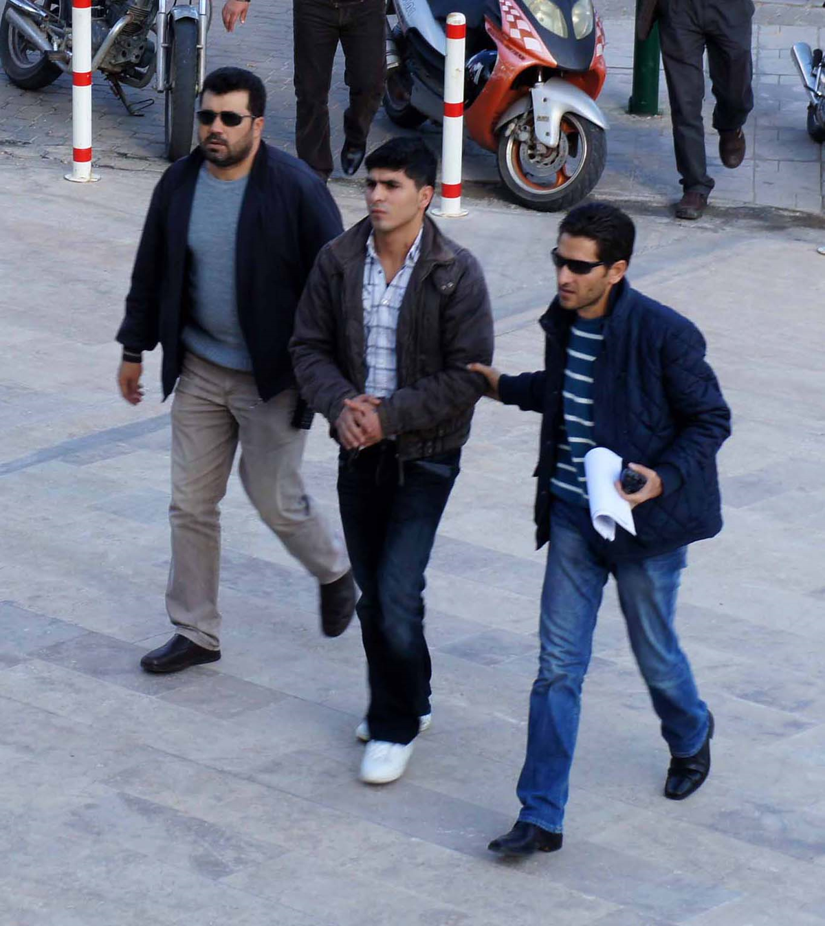 İçki Hırsızları Parmak İzinden Yakalandı