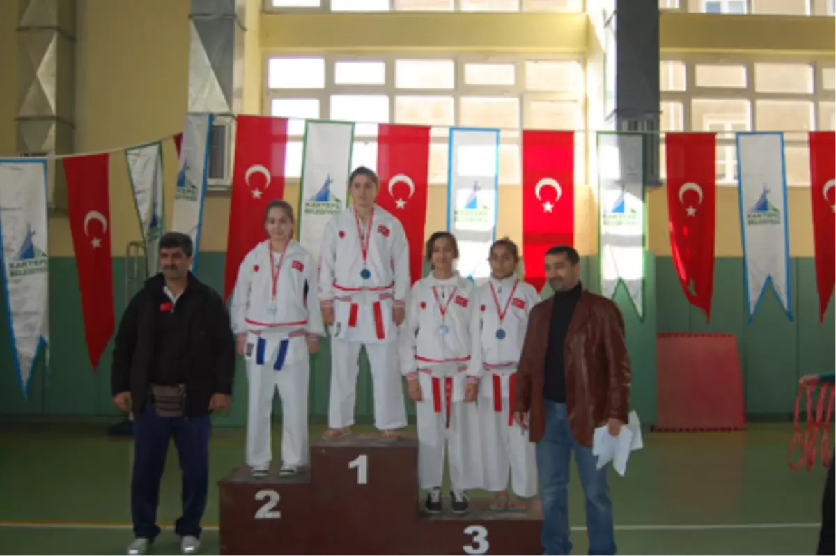 Şamdan Kartepe\'de Madalyalara Ambargo Koydu