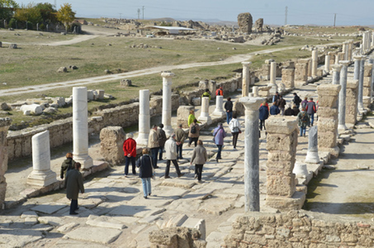 Laodikya Antik Kentine Turist Akını