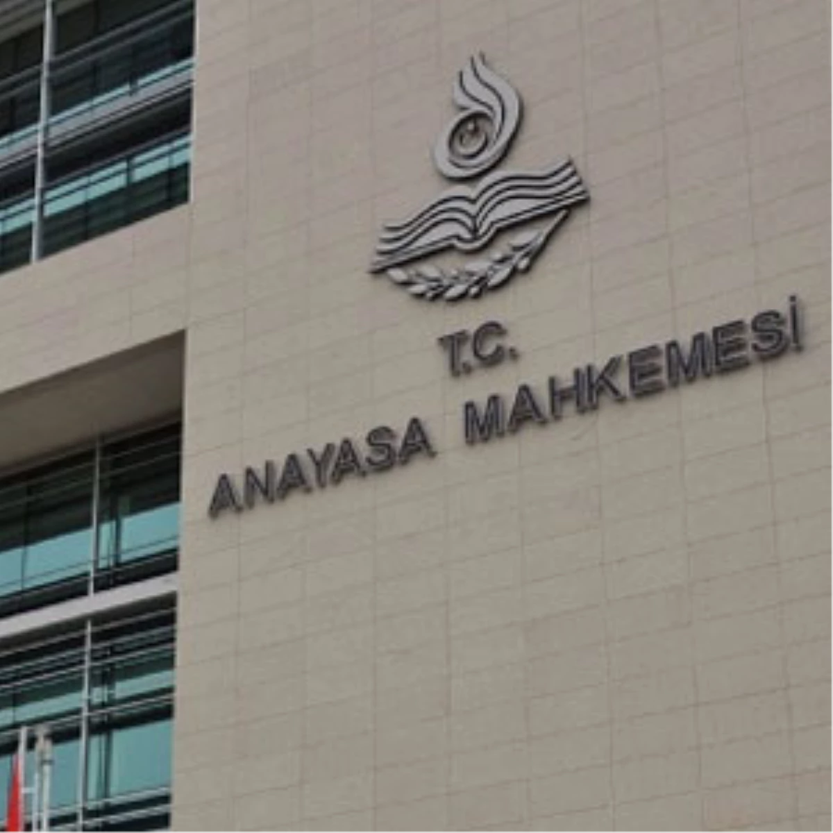 Anayasa Mahkemesine 3 Raportör Atandı