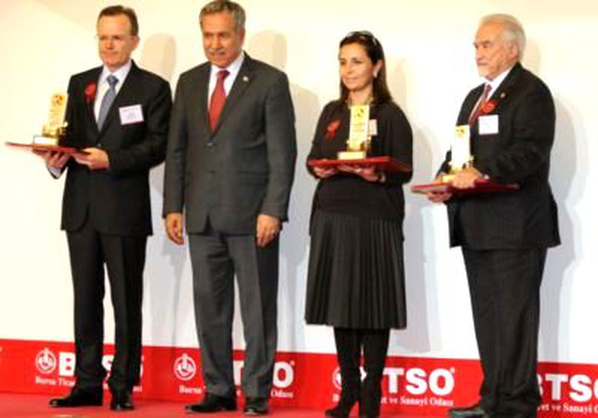Arınç Dizi Oyuncusu Sanıldığını Anımsattı, Dinleyenler Kahkahalara Boğuldu(3)